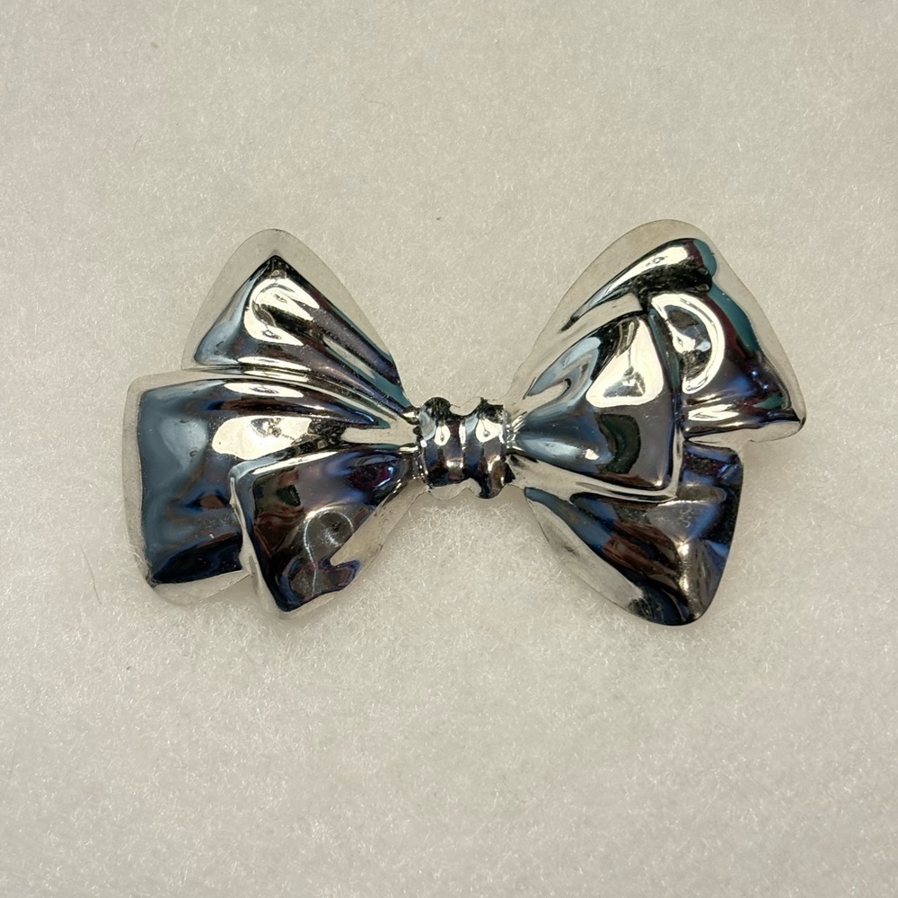 Silver Metal Bow Brooch Pin